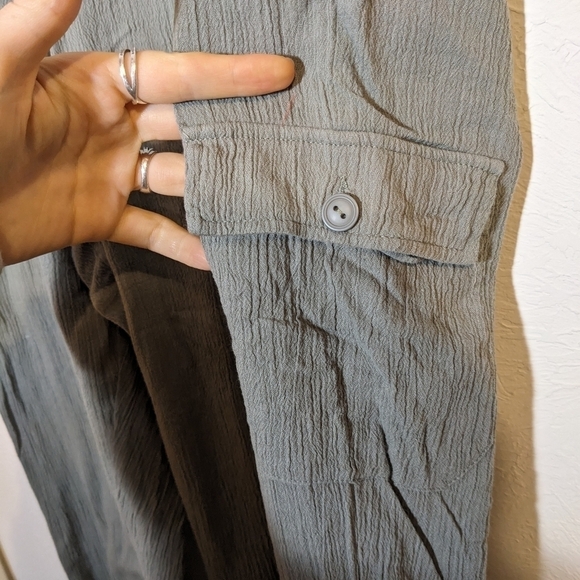 Soft Surroundings gauze cotton wide leg cargo pants - Picture 4 of 5